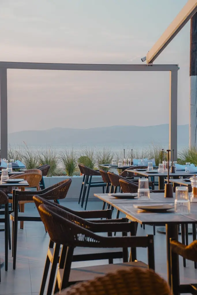 PIPERIA - Sea food restaurant_Néa Palátia_slider_image_1