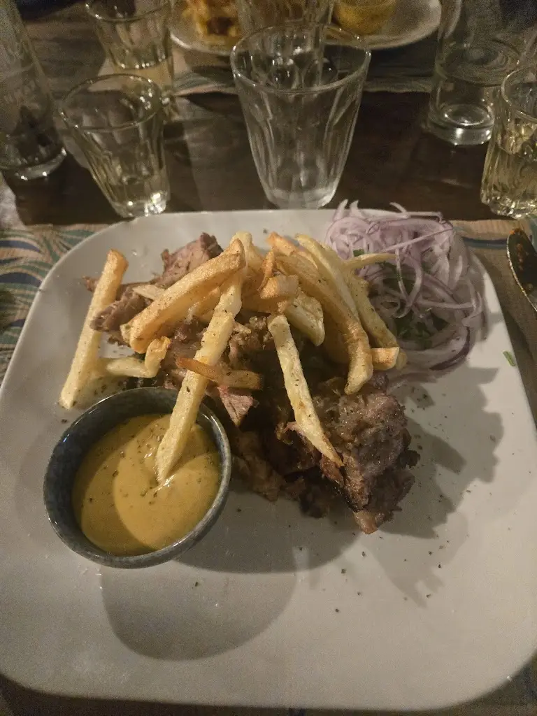 John Piowaty_Faros Meet_Néa Mákri_Bewertung