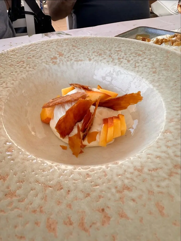 Menu_Isalos Seaside Restaurant_Néa Mákri_image_9