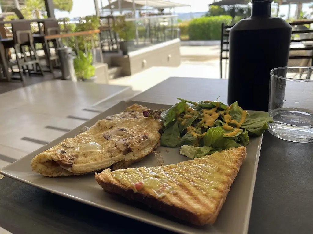 Th3eOne_Seacret All Day Resto Bar_Néa Mákri_Bewertung