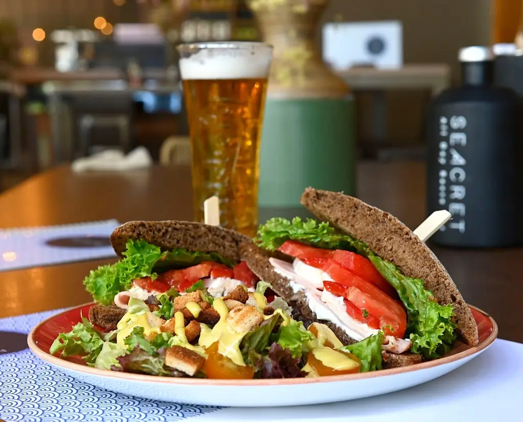 Seacret All Day Resto Bar_Néa Mákri_slider_image_2