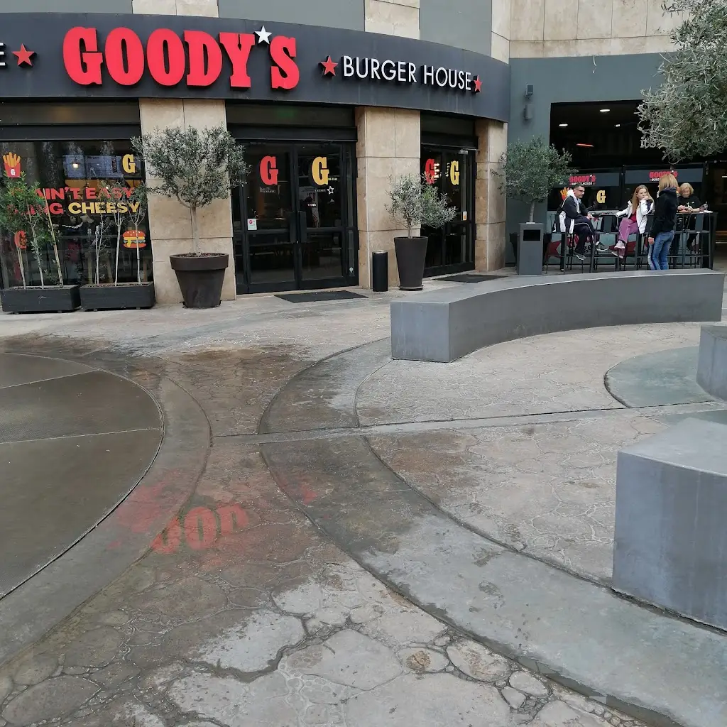 Steve Nicks_Goody's Burger House_Agios Ioannis Rentis_review