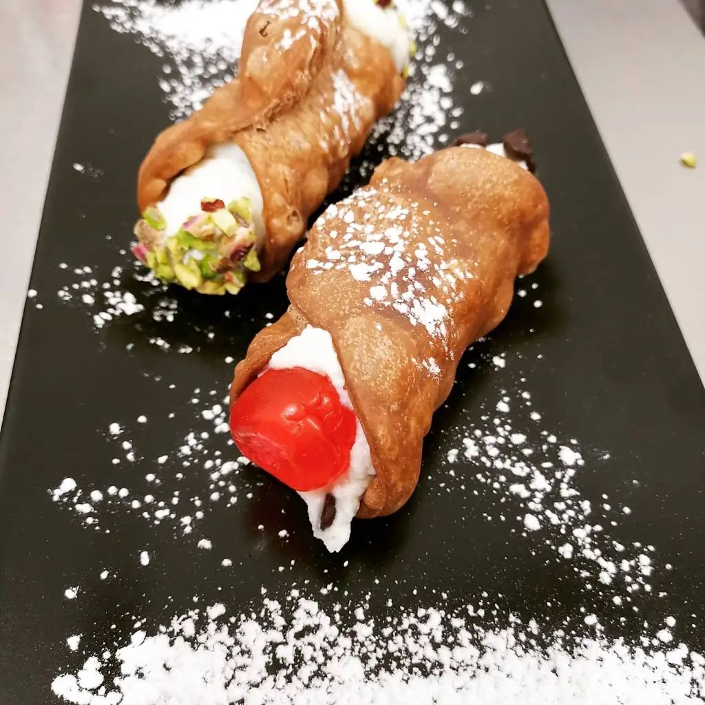 Toto's Little Italy_Néa Mákri_slider_image_3