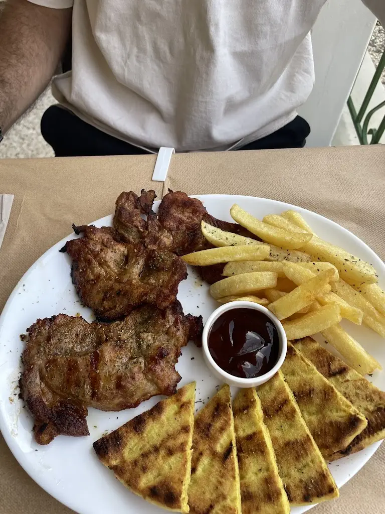 Menü_To mageriko tis sevastis_Néa Mákri_Bild_8