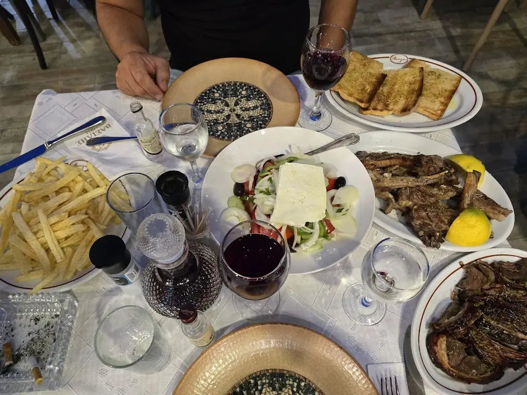 Božica Žarković_O Vasilis_Néa Mákri_review