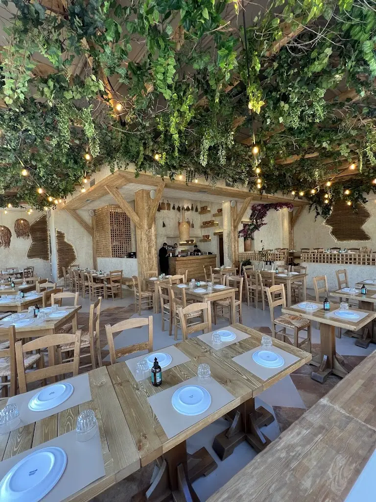 Γήτεμα_Néa Smýrni_slider_image_1