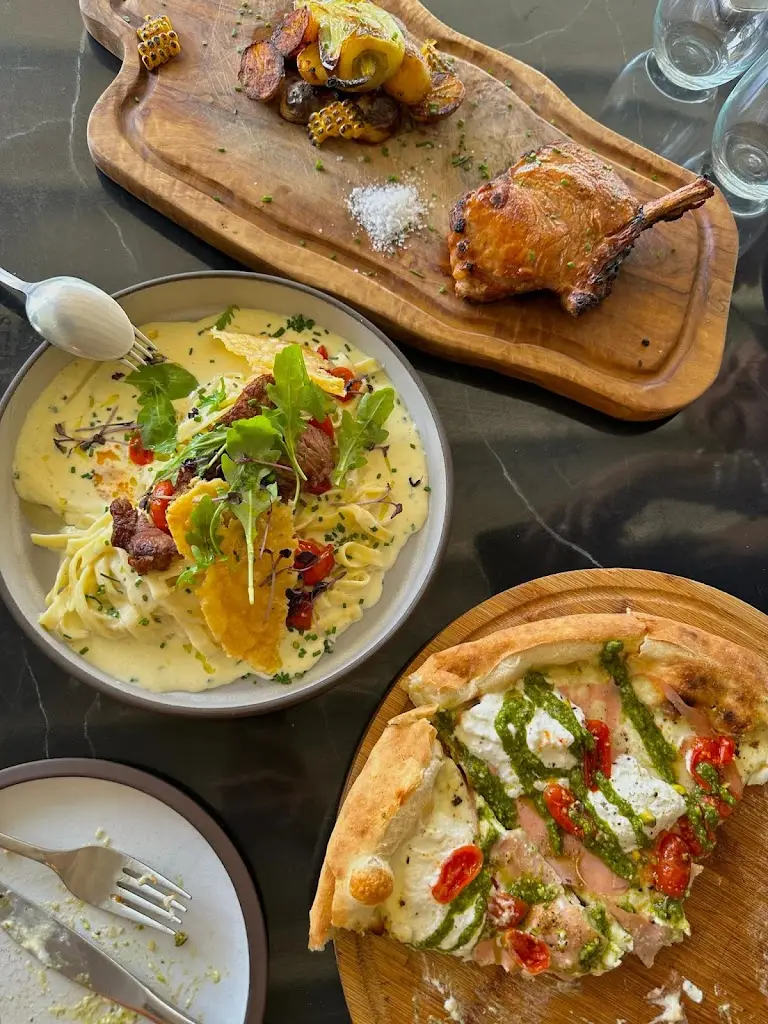 Emilian Butnariu_Vissente - Italian comfort food_Néa Smýrni_review