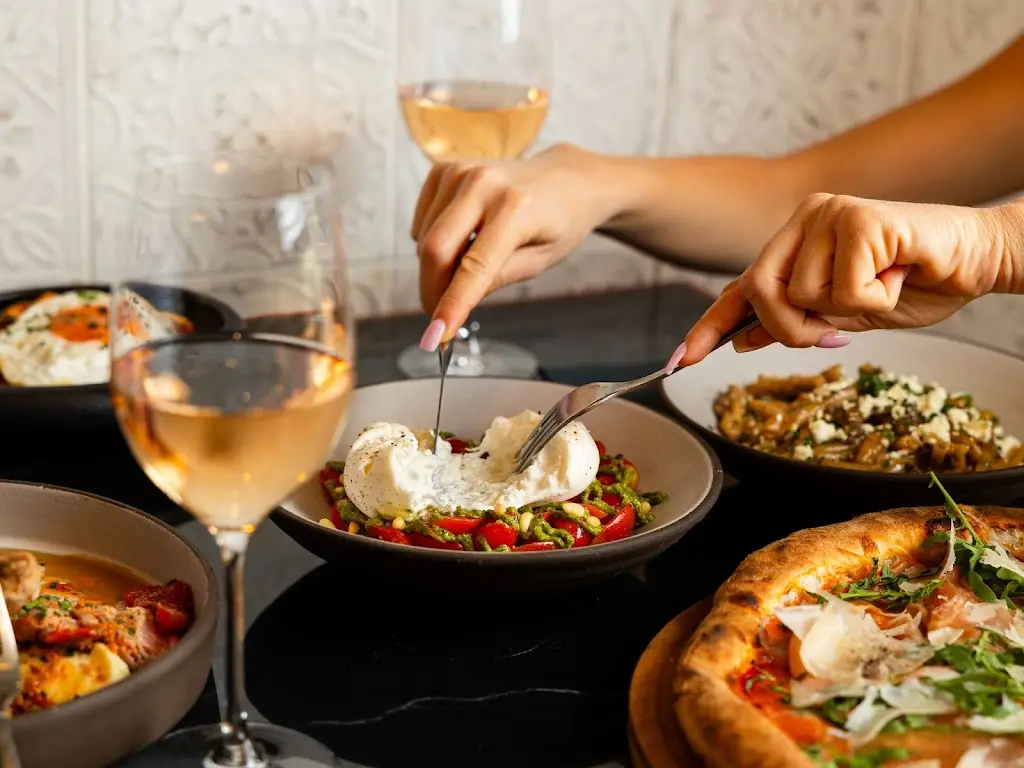 Vissente - Italian comfort food_Néa Smýrni_slider_image_3