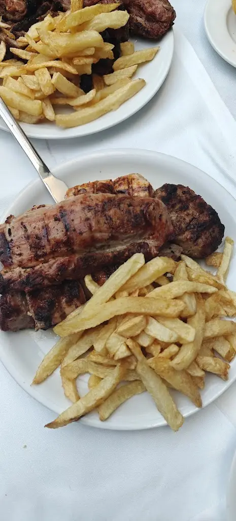 Marek_Myrtia_Néa Smýrni_review