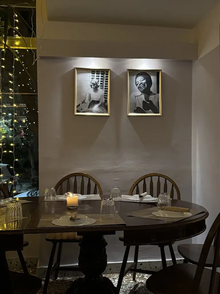 Vasiliki Prestidge_ΧΟΝΟΛΟΥΛΟΥ ζυθεστιατόριο_Néa Smýrni_review