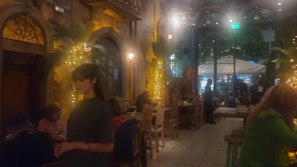 Ohad Barabi_Pueblo Chido, Nea Smyrni_Néa Smýrni_Bewertung