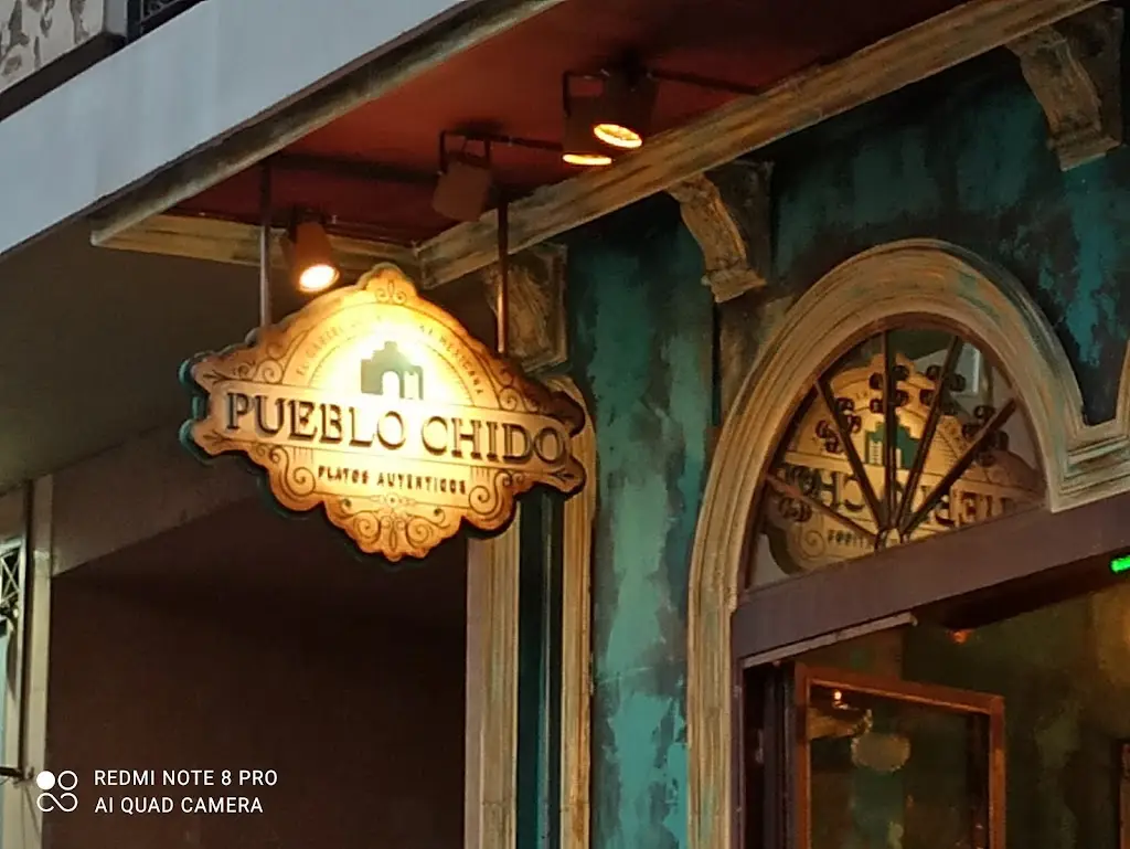 Pueblo Chido, Nea Smyrni_Néa Smýrni_slider_image_1