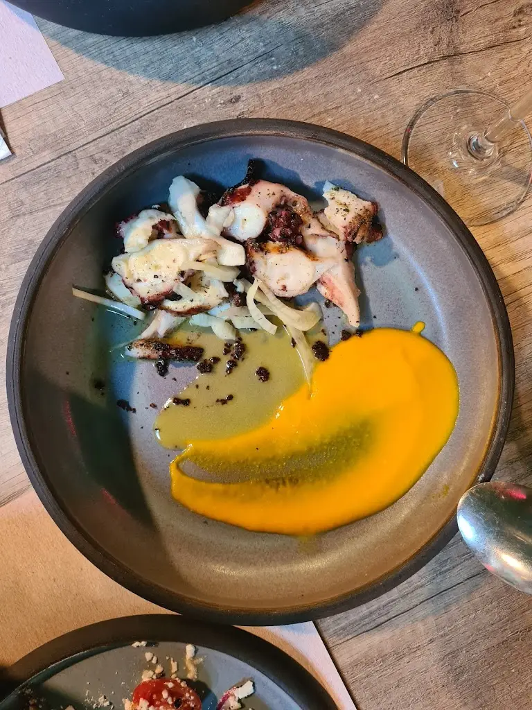 Menü_Ella Greek Cooking_Neos Voutzás_Bild_7