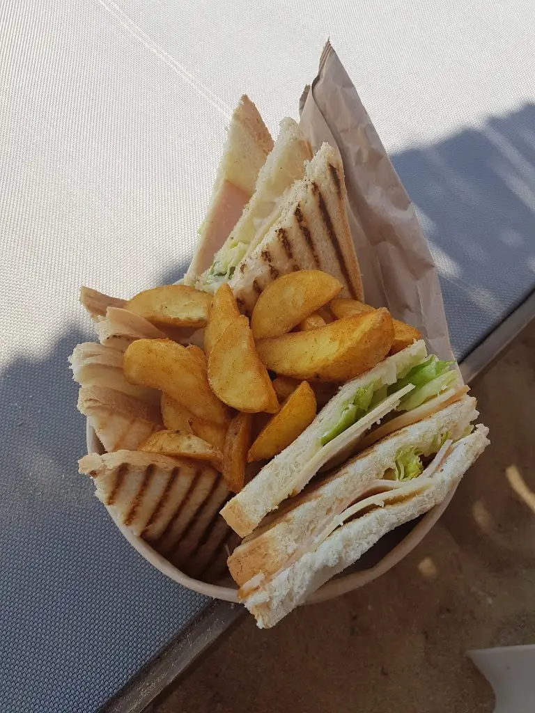 Menü_Tartufo Seaside_Néa Péramos_Bild_5