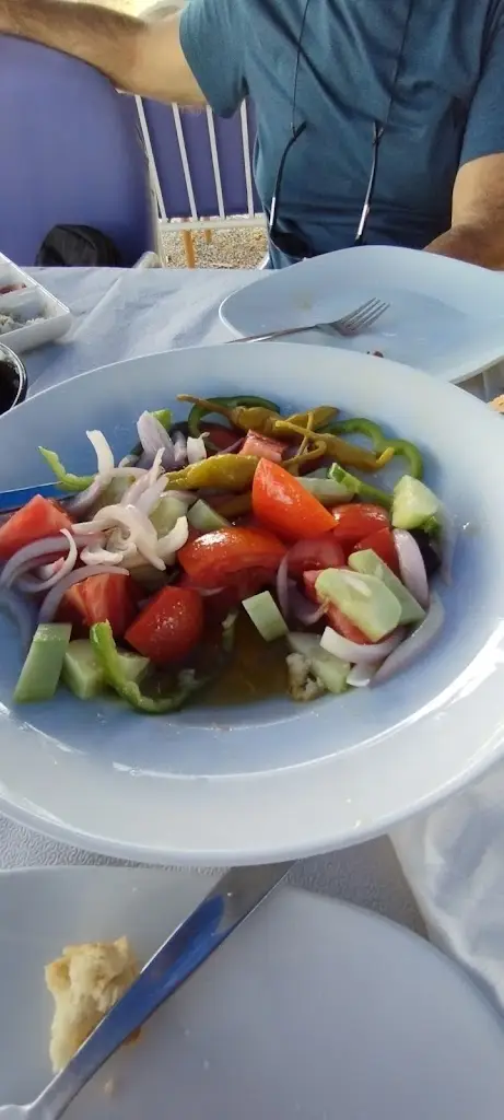 Menu_Salt & Oregano_Néa Péramos_imagen_6