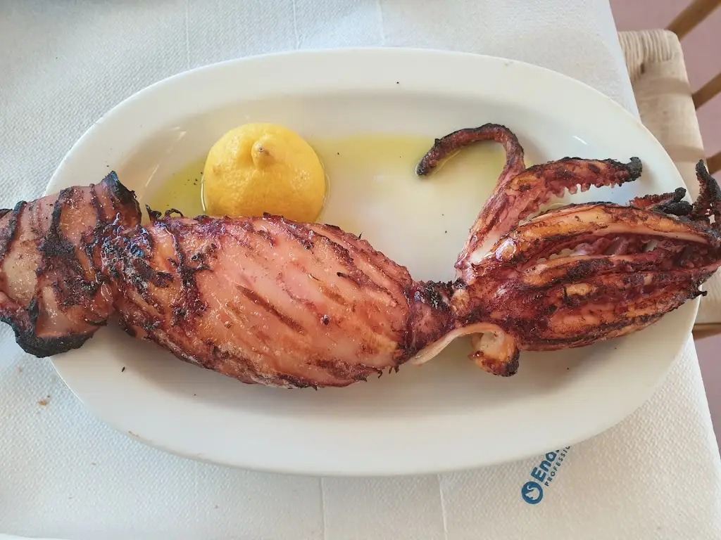 Menu_Salt & Oregano_Néa Péramos_imagen_8