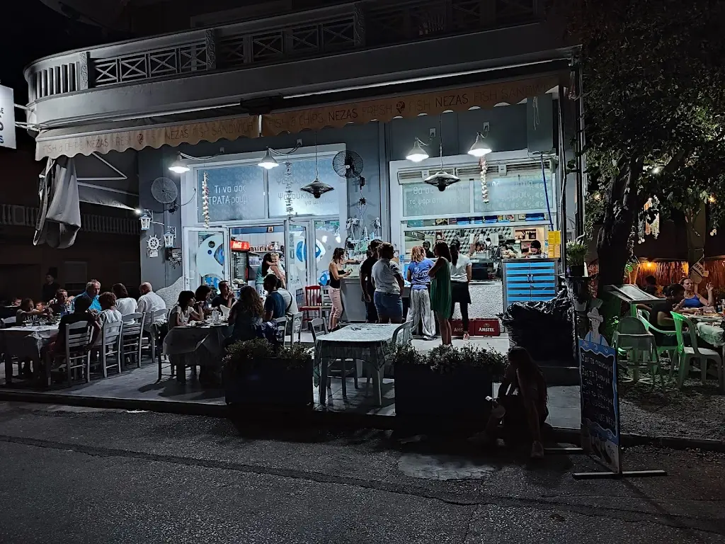 Nezas Fish House Restaurant in Néa Péramos