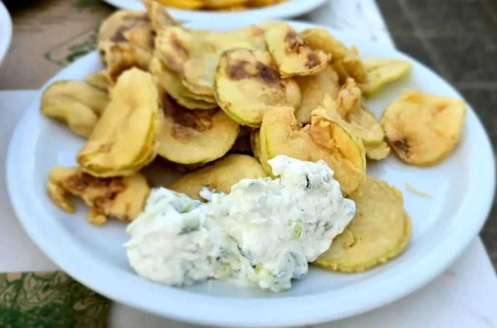 Menü_restaurant East_Néa Péramos_Bild_8