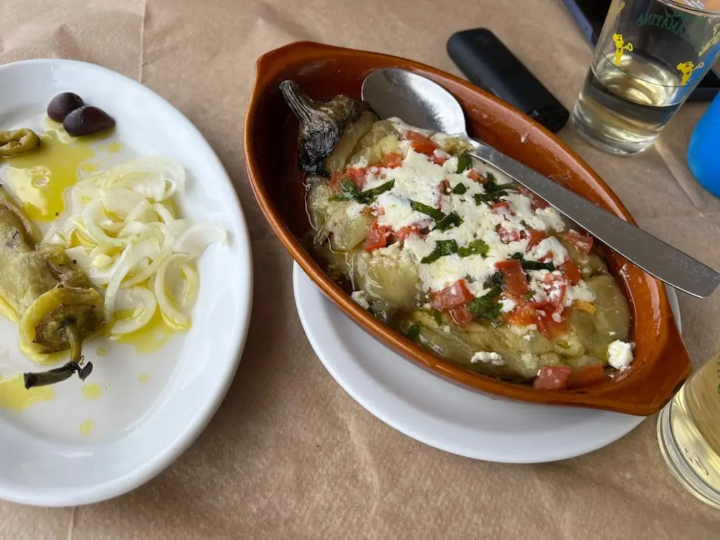 Ionel Roman_Taverna Germanos_Néa Péramos_Bewertung