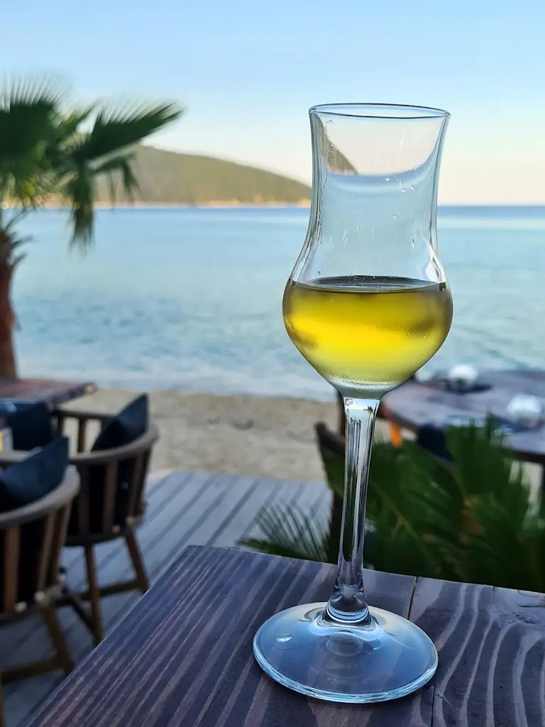 Menu_GLYKANISOS RESTAURANT_Néa Péramos_image_2