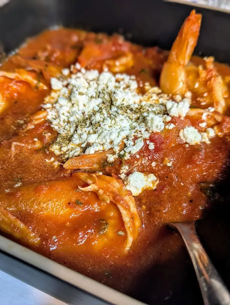 Georgi Kunchev_Isalos Taverna_Néa Péramos_review