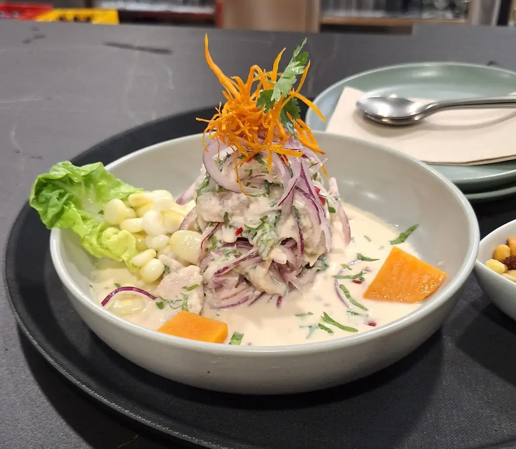 Taverna Ta Tria Pitharia_Néa Péramos_slider_image_3