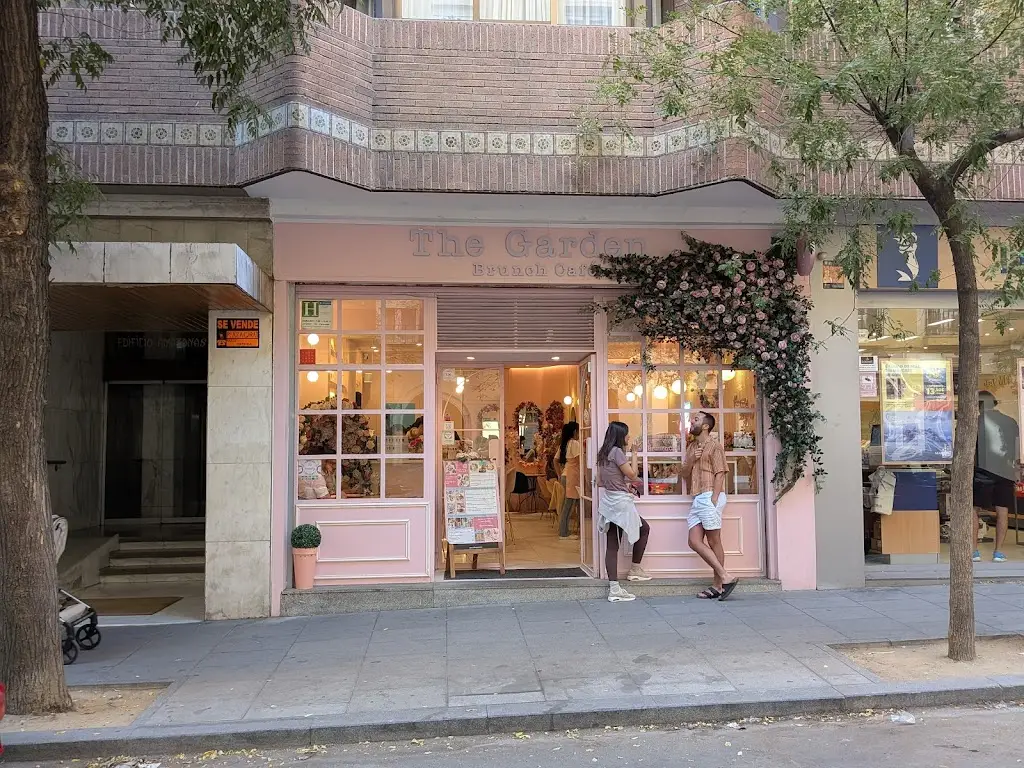 To Kavouri_Néa Péramos_slider_image_3