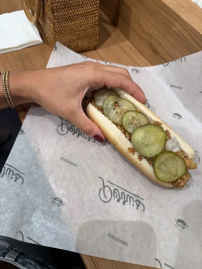 Traian Bratucu_Koo Beach Bar_Néa Péramos_Bewertung