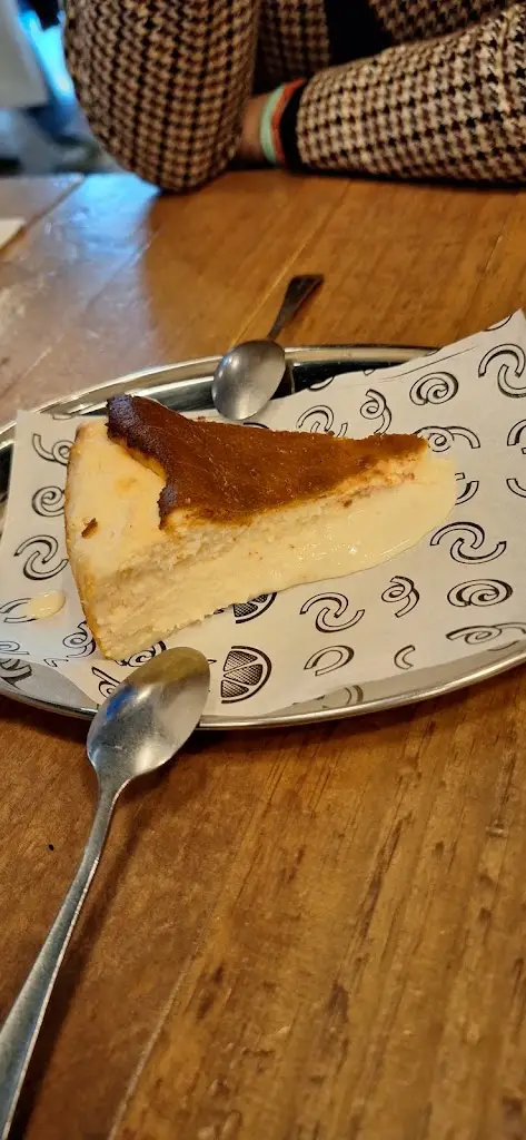 Menü_Μάγκας Μοντέρνο μεζεδοπωλείο_Néo Psychikó_Bild_7