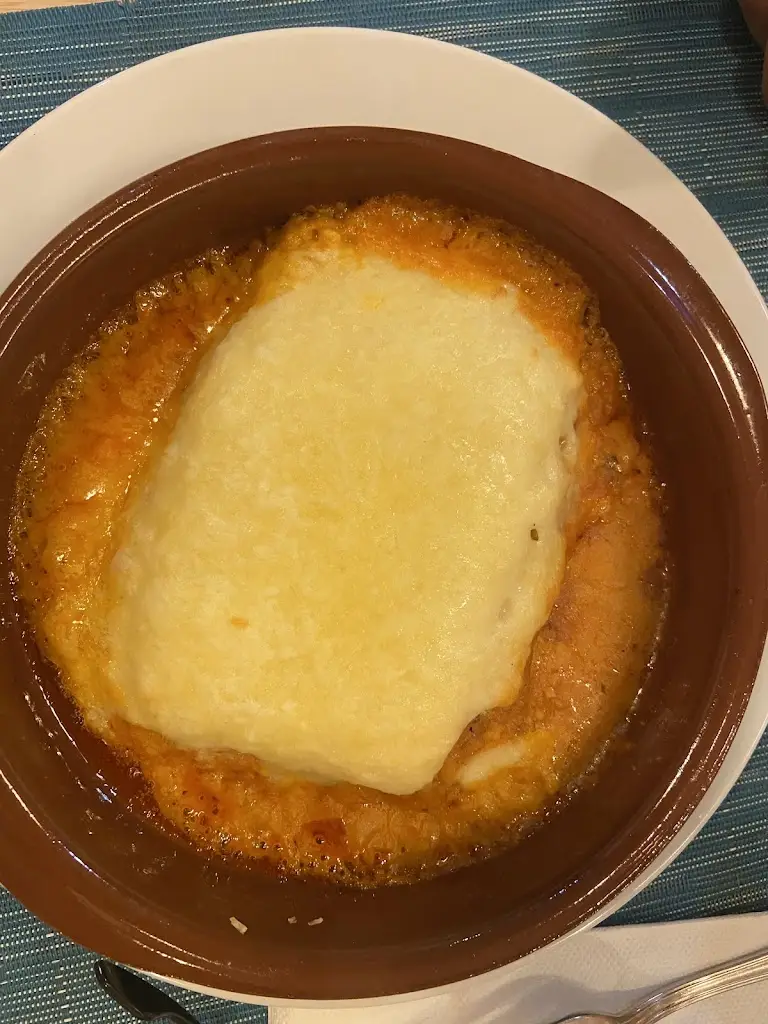 El Jiron_Néo Psychikó_slider_image_2