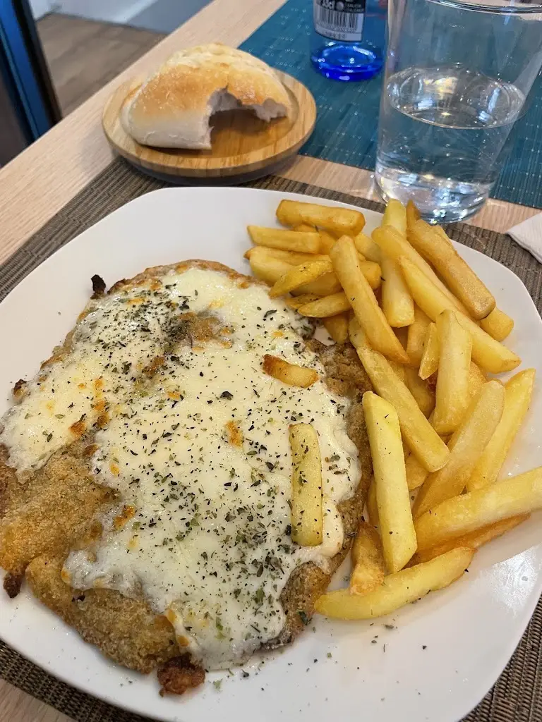 El Jiron_Néo Psychikó_slider_image_3