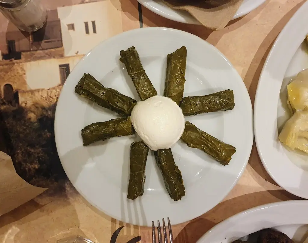 Nikolaos Paximadakis_Ta Ahladia_Aigáleo_Bewertung