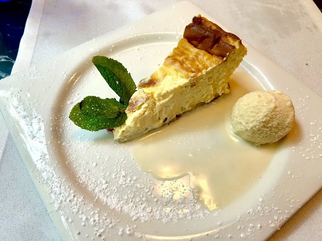 Menü_Hachikō Sushi Tales & Cocktails Psychiko_Néo Psychikó_Bild_6