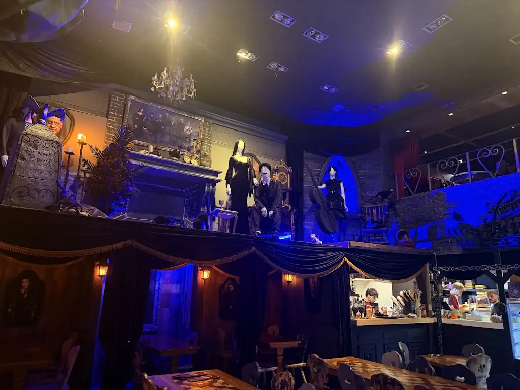 Cap Cap Αιγάλεω_Aigáleo_slider_image_2