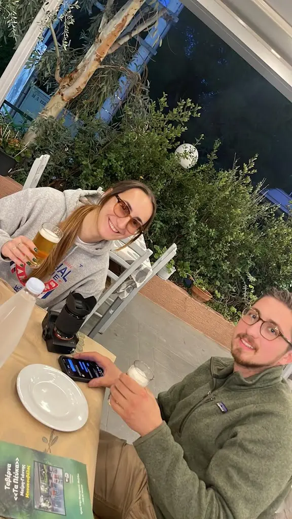 louis vitsas_Taverna The Pines Mary John_Palaiá Fókaia_Bewertung