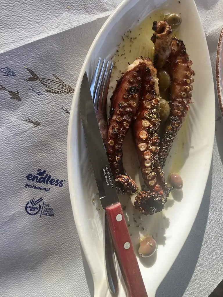 Menü_Vasilis Fish Tavern_Palaiá Fókaia_Bild_7