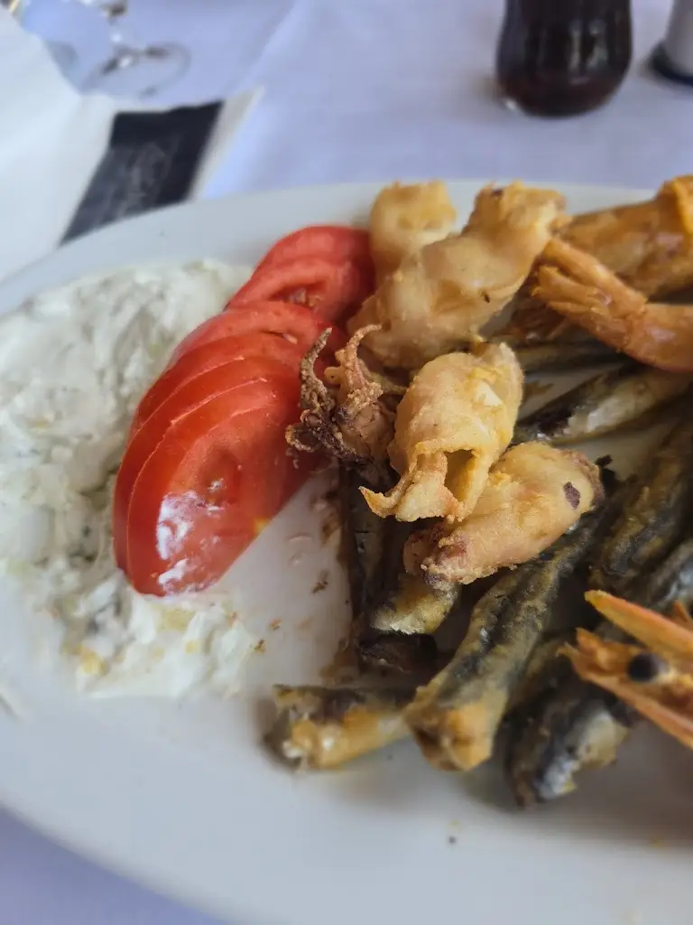 Abbi Thomas_The 4 Brothers Tavern_Palaiá Fókaia_Bewertung