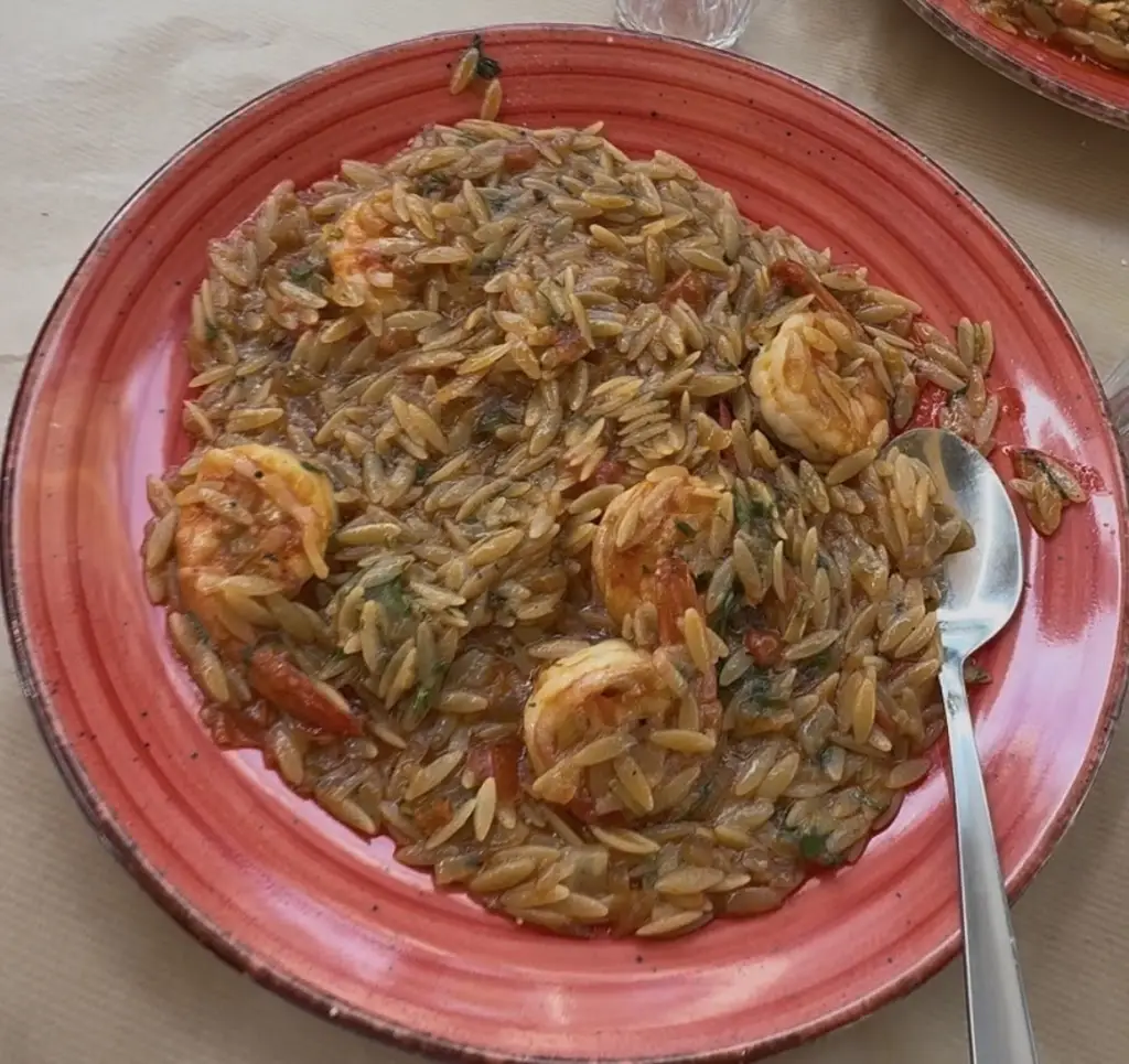 Το Σεργιάνι_Palaiá Fókaia_slider_image_3