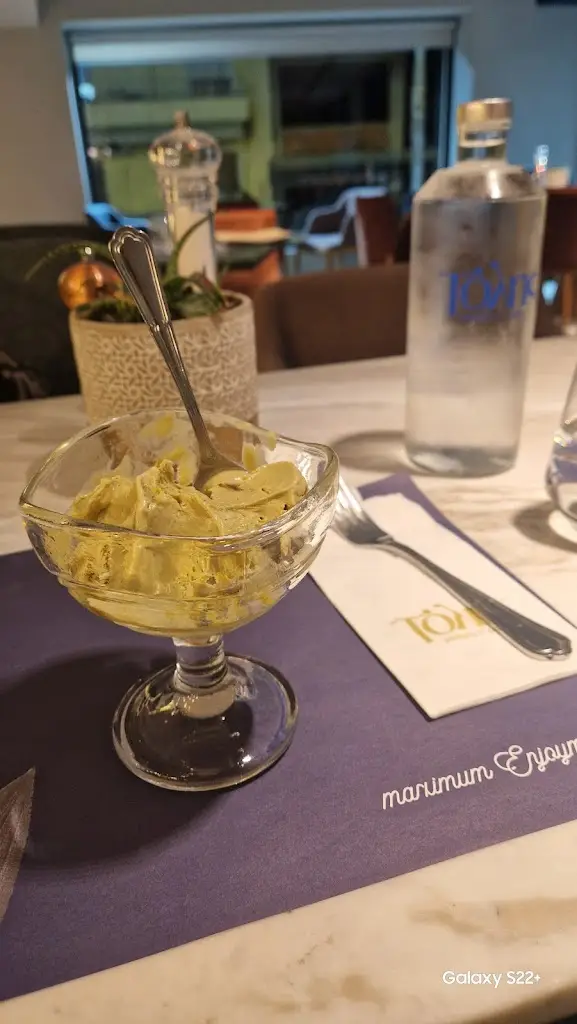 Menü_Tolis SWEETS & EATS_Níkaia_Bild_9