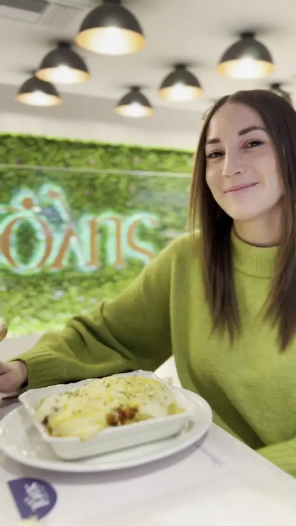 Tolis SWEETS & EATS_Níkaia_slider_image_2