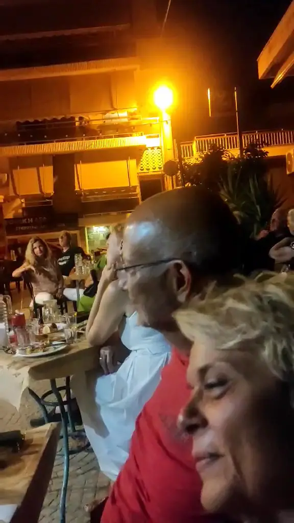 Αλαργινό Στην Νίκαια_Níkaia_slider_image_2