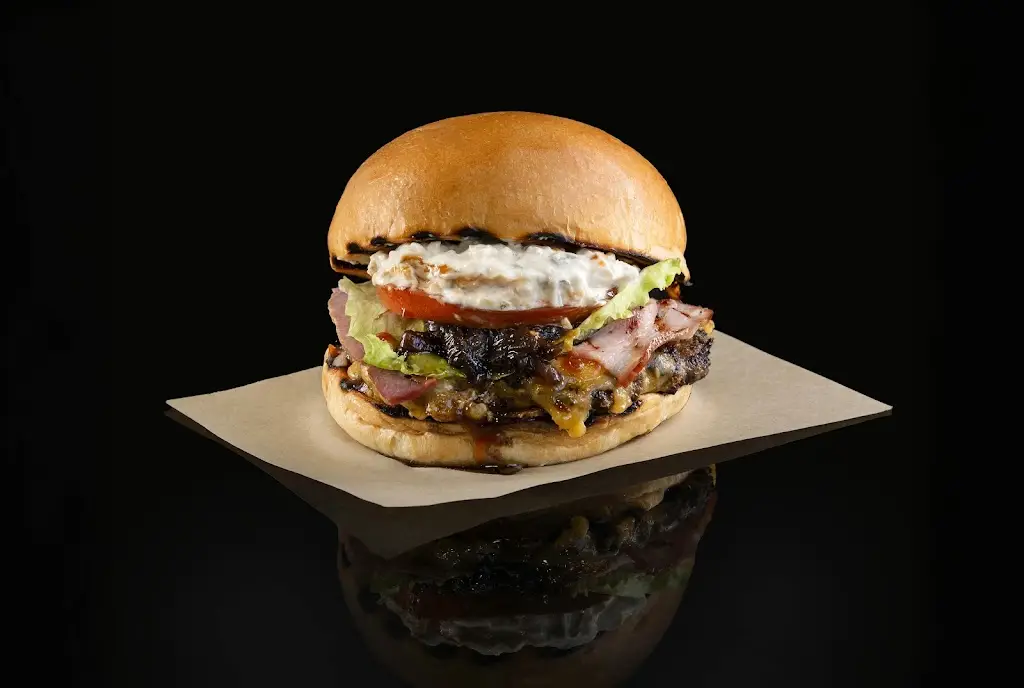 Hungrybear_Aigáleo_slider_image_3