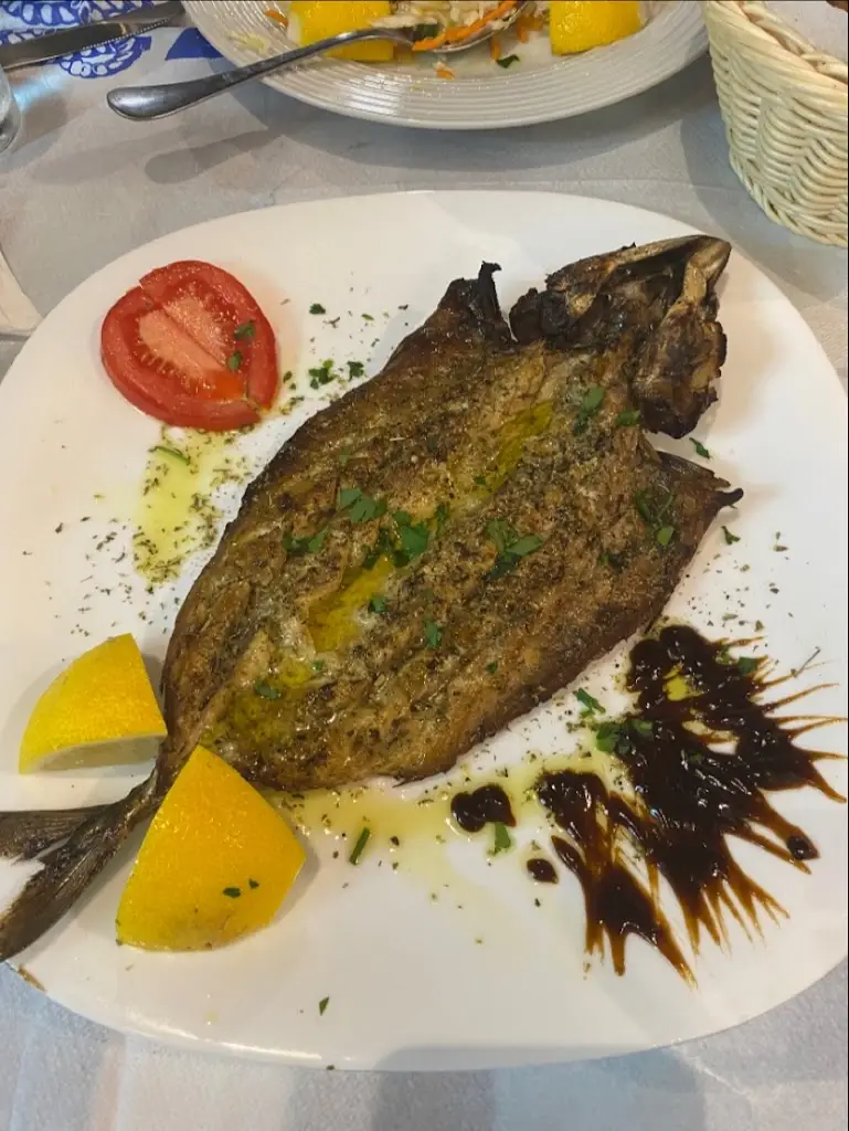 Anna Simicevic_Álmpouro_Níkaia_Bewertung