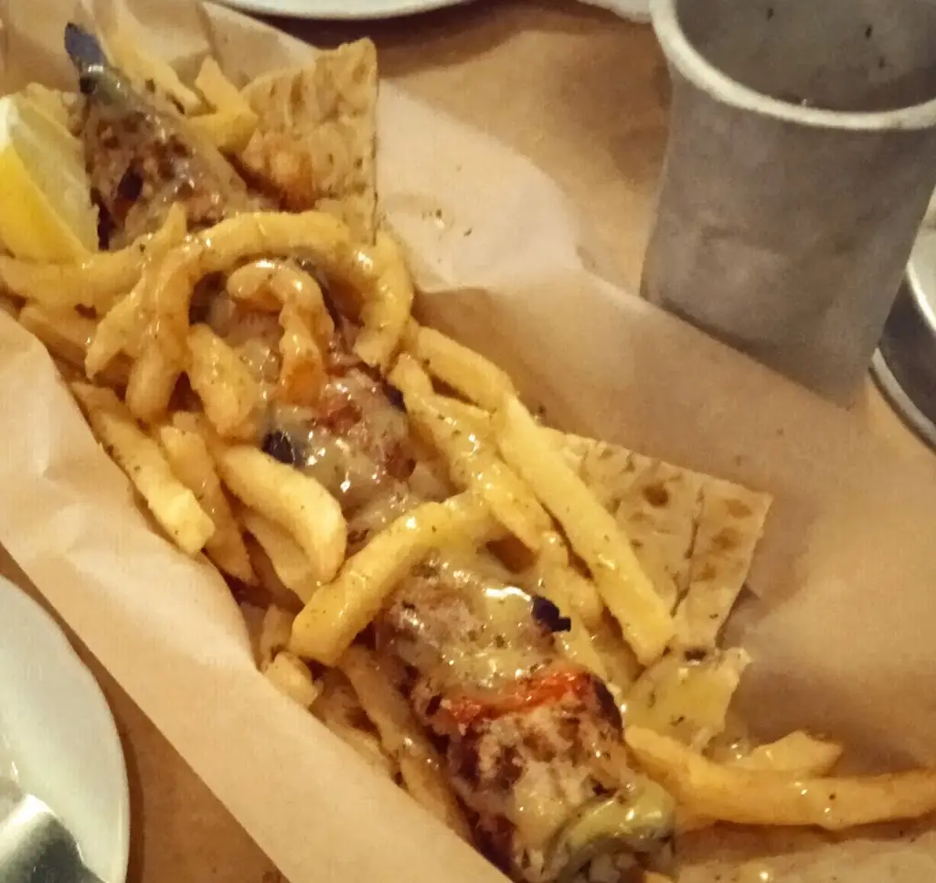 Menü_Dekaráki_Aigáleo_Bild_8