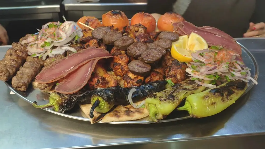 PARAGA NICE Steakhouse_Níkaia_slider_image_2