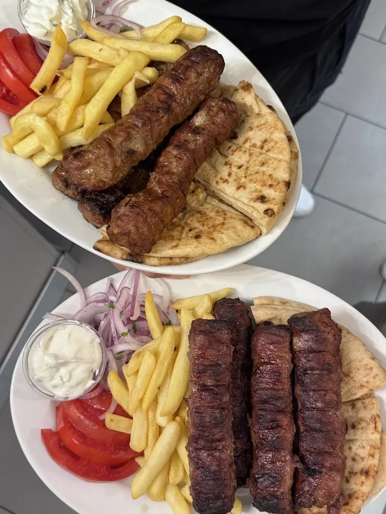 Ο ΓΥΡΟΣ ΤΟΥ ΑΛΕΞΑΝΔΡΟΥ_Aigáleo_slider_image_2