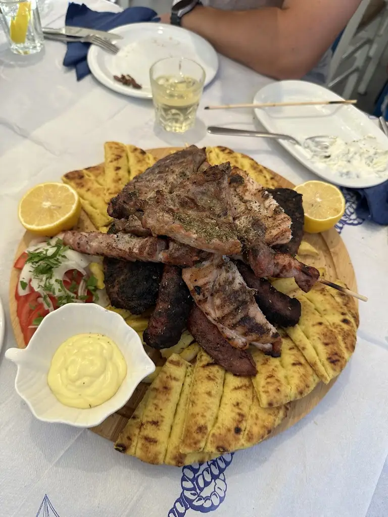 DENIZ MEZE SINGLE MEMBER P.C._Palaió Fáliro_slider_image_3