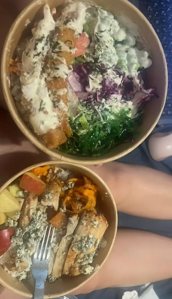 Kiki_Sáno Bowls_Palaió Fáliro_Bewertung