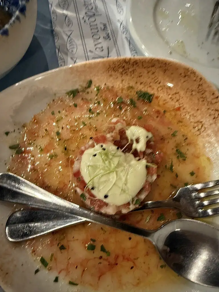 Fanis Giachos_Taverna Kavouropetra_Aegina_Bewertung