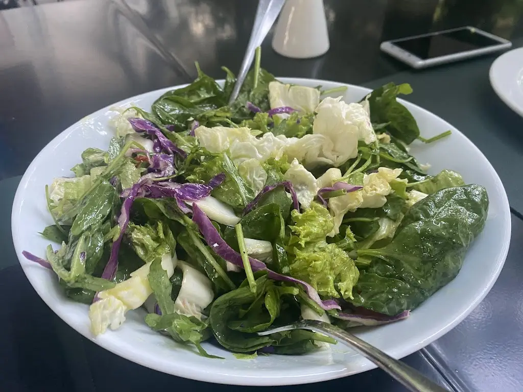 Rosina Ivanova_da Bruno_Palaió Fáliro_Bewertung